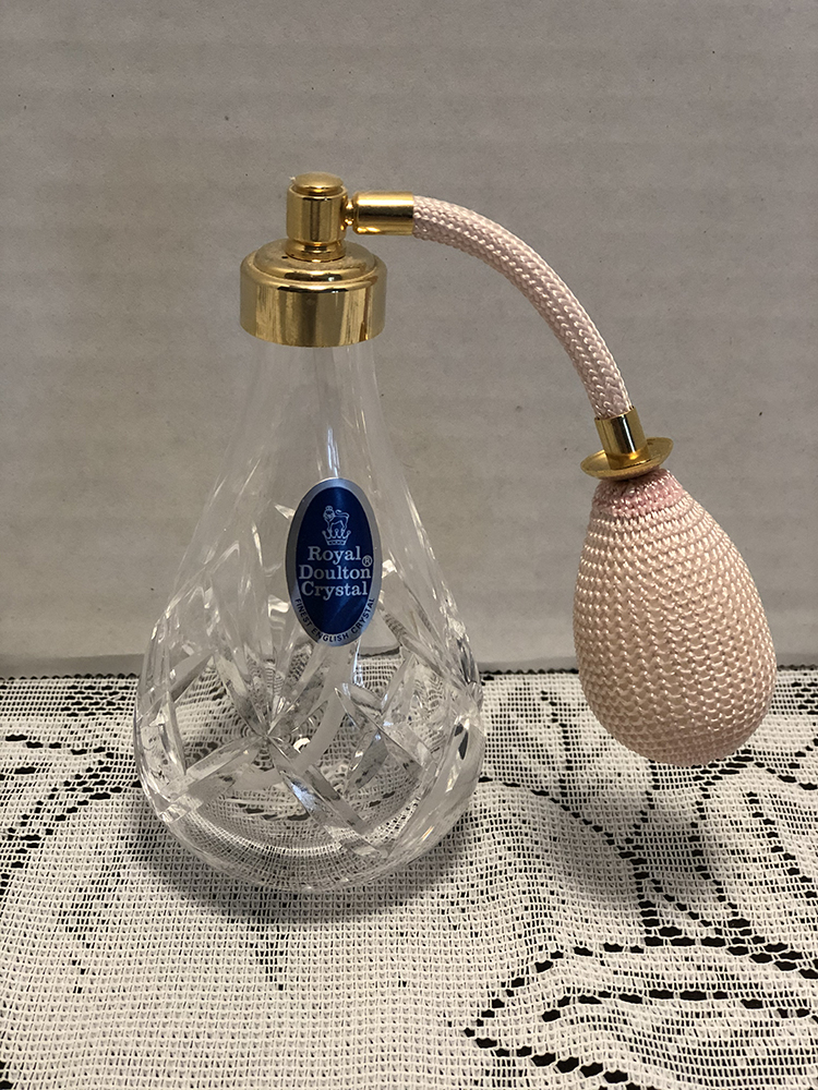 Antique Gold Vintage Victorian Perfume Atomizer Bottle 