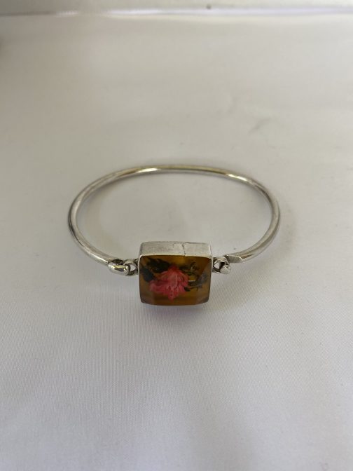 Delightful Sterling Silver Bracelet Accented With Lucite Enclosed Dried Flower Closure