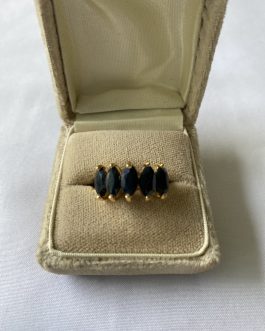 Sterling Silver Ring With Black Stones, Size 5