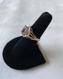 Sterling Silver Ring With Pale Lavender Stone, Size 7