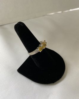Gorgeous Sterling Ring With Triple Yellow Stone Setting, Size 8