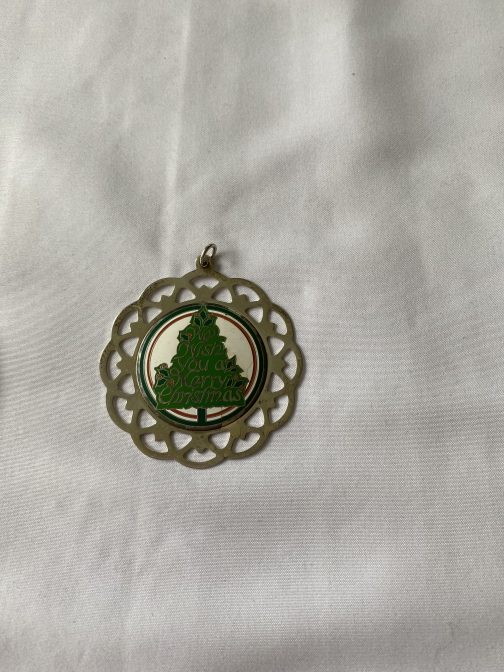 Lunt Sterling Silver “We Wish You A Merry Christmas” Christmas Ornament 1986 With Cloth Holder