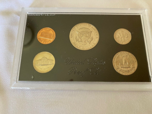 1972-S US Mint Proof Set in OGP Blue Box - 5 Coins