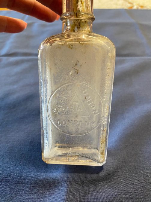 Antique Embossed Grand Union Tea Company Clear Bottle In Good Condition