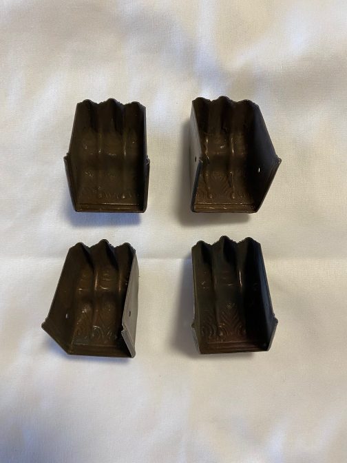 4 Used Duncan Phyfe Style Table Leg Paw Foot Caps
