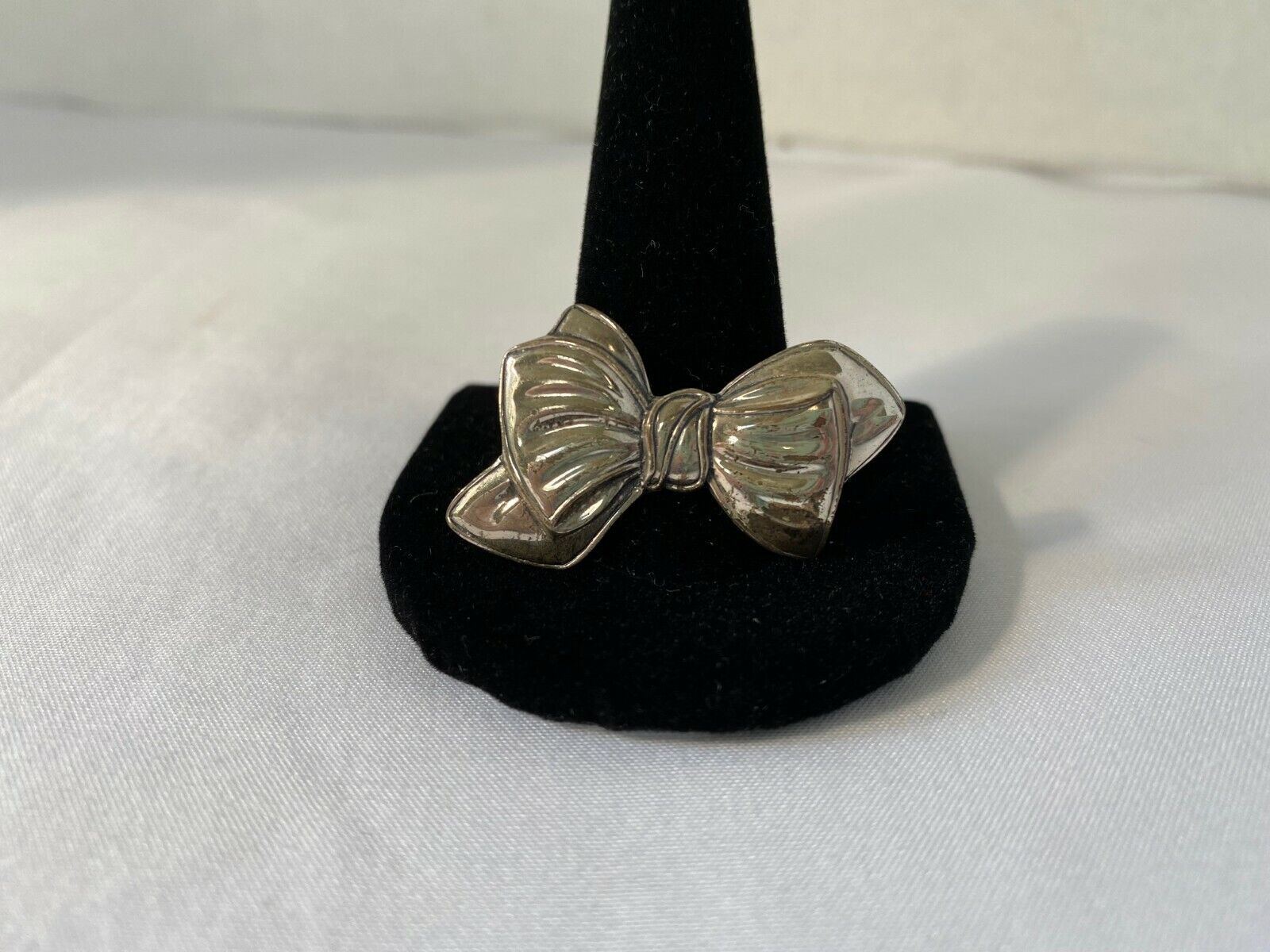 Sterling Bow Pin