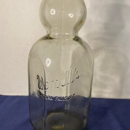 Old ”Wendt’s” Niagara Falls, NY 1 Qt. Milk Bottle