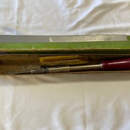 VINTAGE YANKEE 130A SCREWDRIVER w/ 4 BITS AND BOX