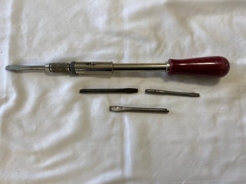 VINTAGE YANKEE 130A SCREWDRIVER w/ 4 BITS AND BOX