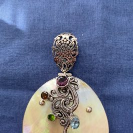 Beautiful Sterling Silver Shell Pendant Marked 925 With Gemstones