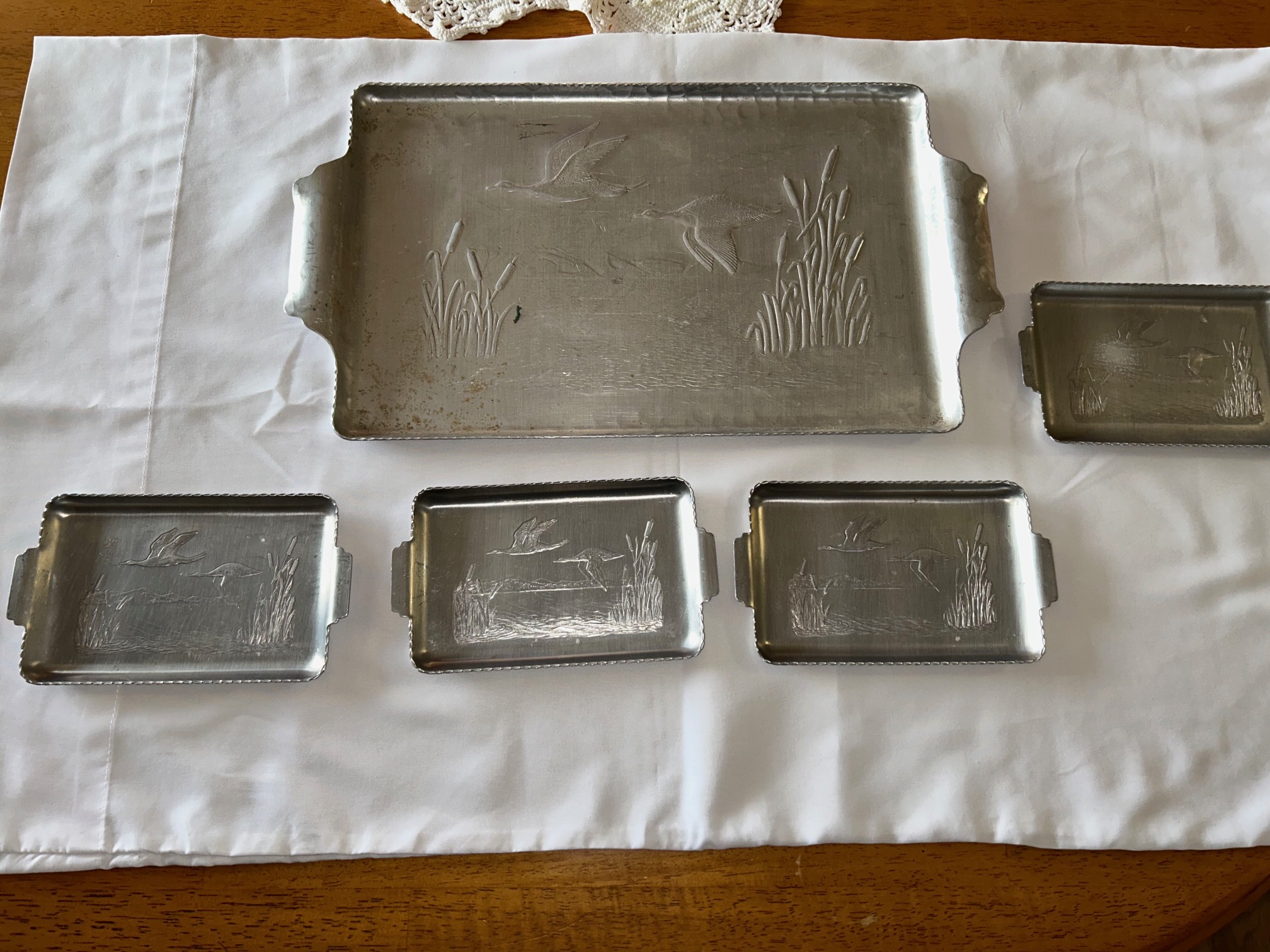 Lot of 5 Vintage Mid Century Hammered Wrought Aluminum Trays w/Geese Flying & Cattails