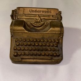1939 New York World’s Fair Metal Underwood Typewriter Souvenir Bank – RARE