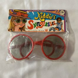 UNOPENED Vintage Kiddie’s Sunglasses Made In Hong Kong, 19 Cents Pricing